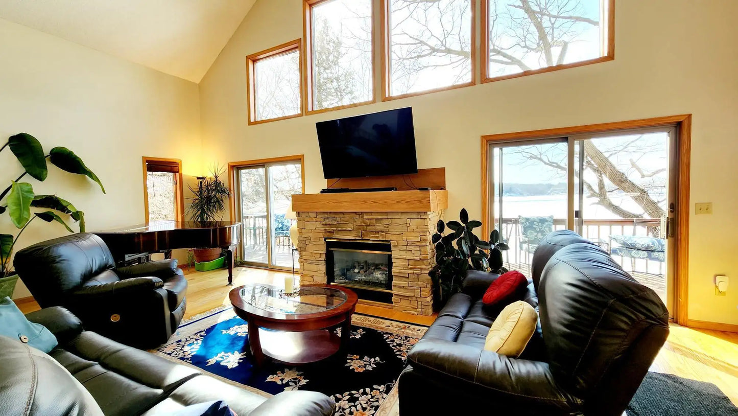 15267 Fairbanks Trail, Prior Lake, MN 55372