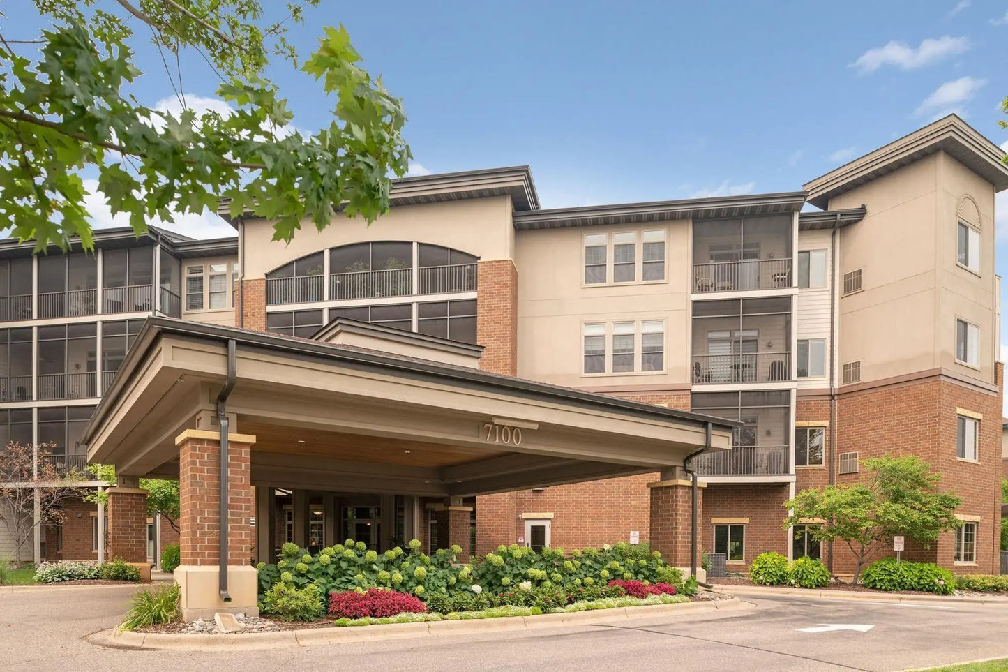 7100 Metro Boulevard, Edina, MN 55439