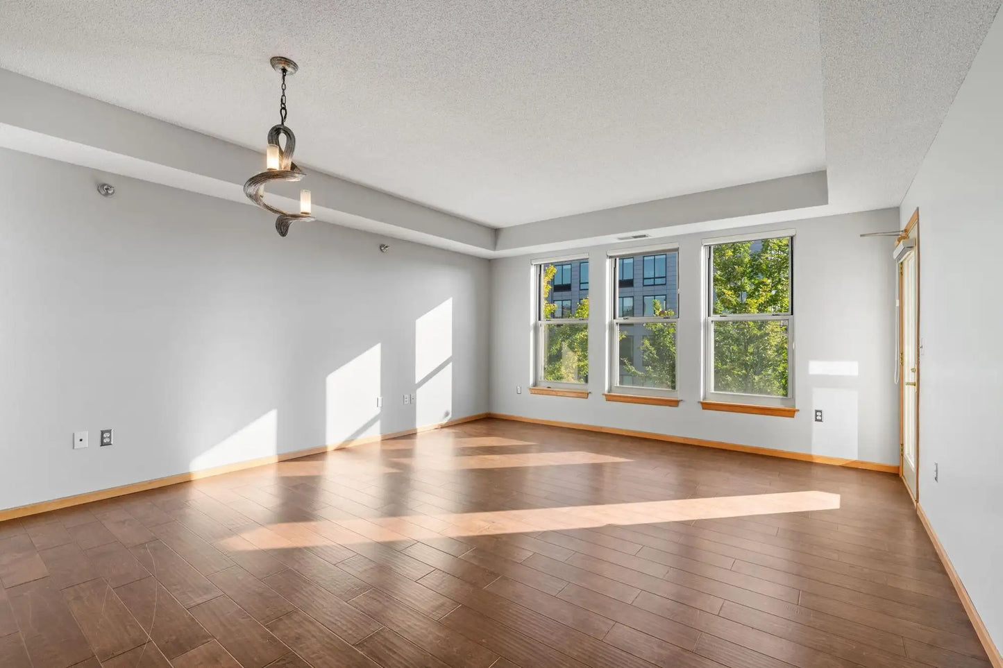 615 1st Street, Minneapolis, MN 55401