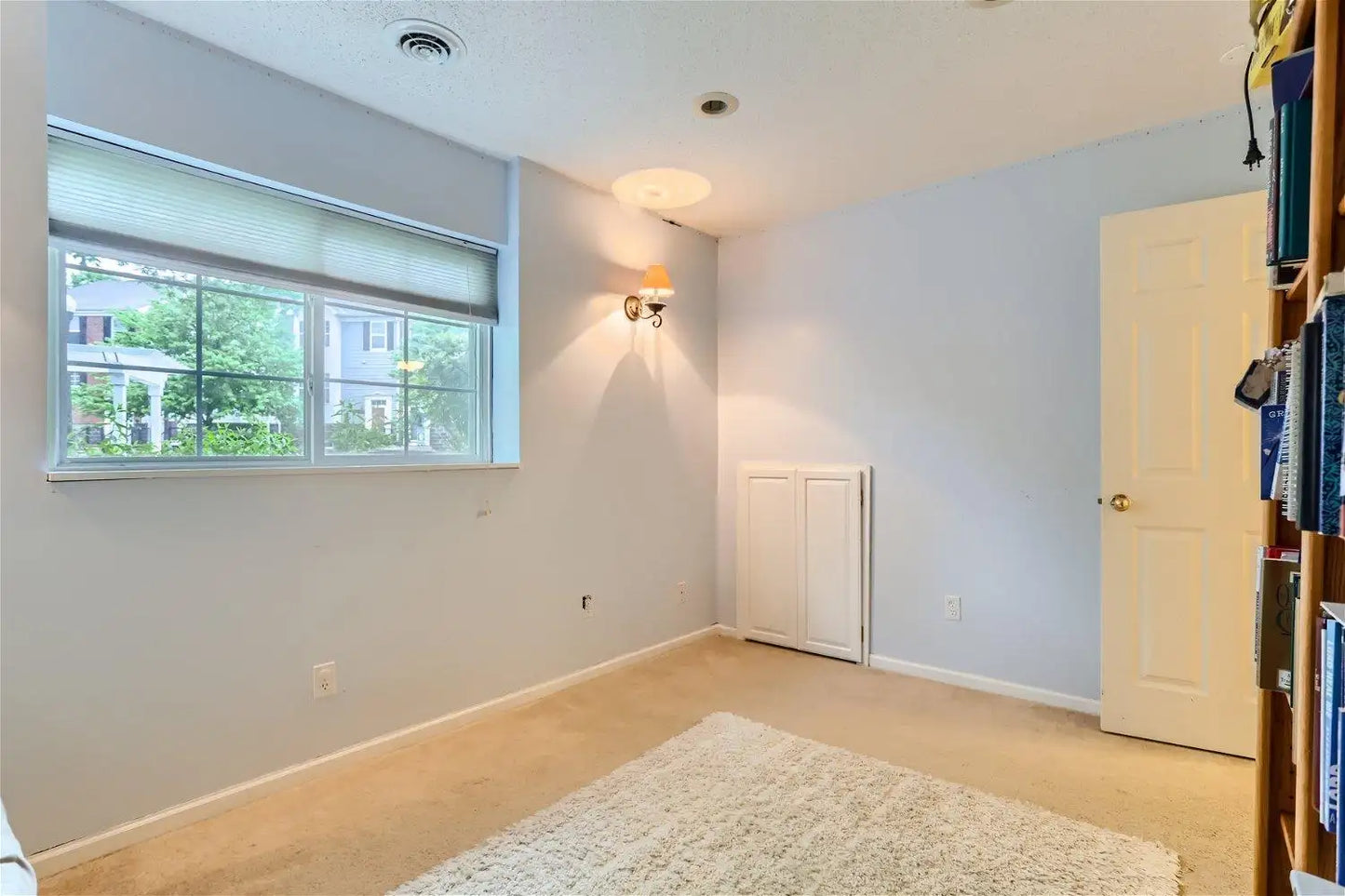 15720 Fox Circle, Apple Valley, MN 55124