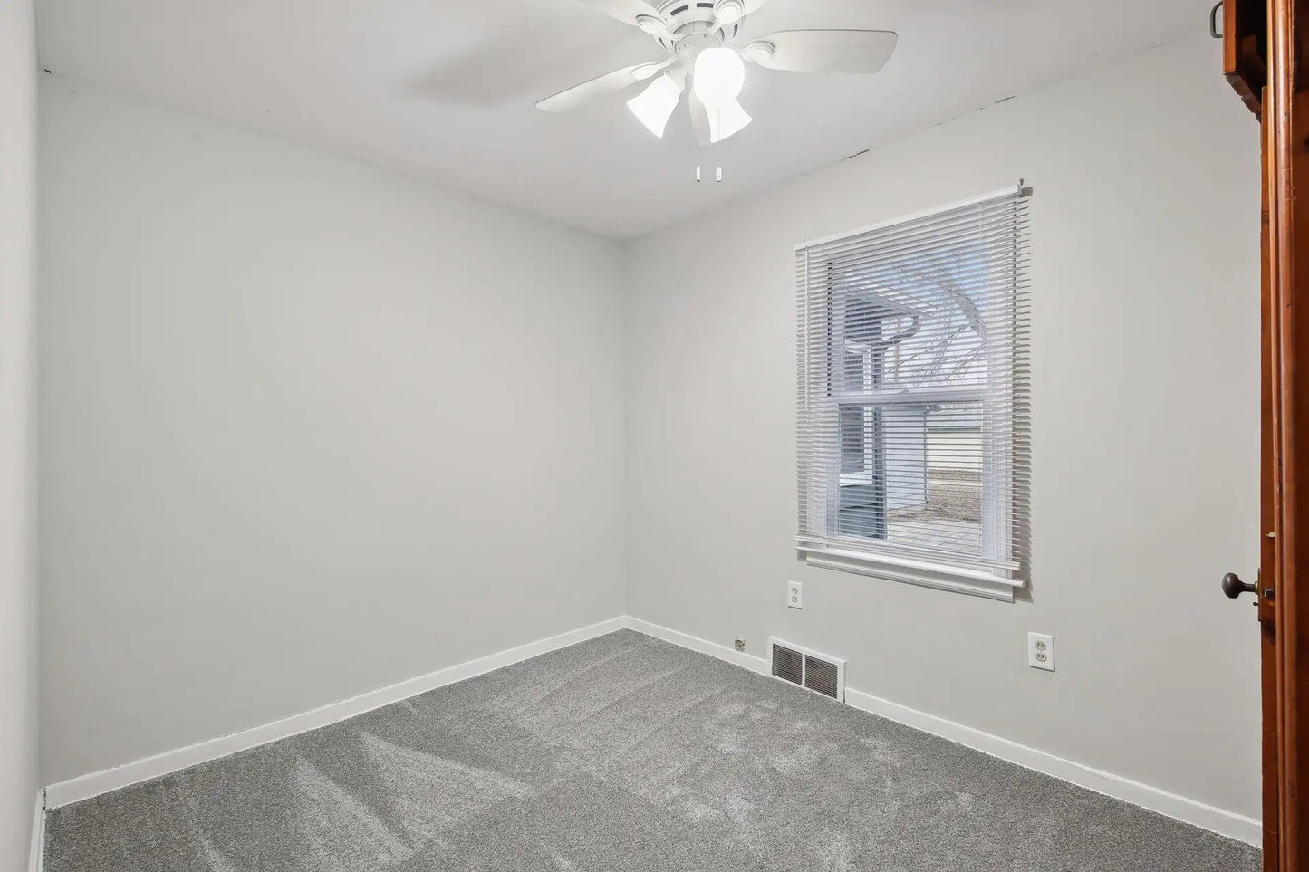528 Shakopee Avenue, Shakopee, MN 55379