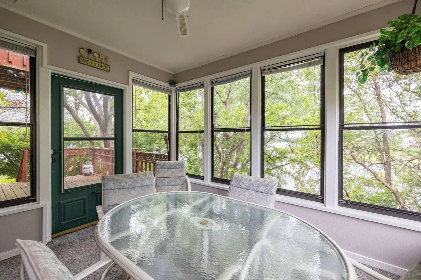 15813 Garden View Drive, Apple Valley, MN 55124