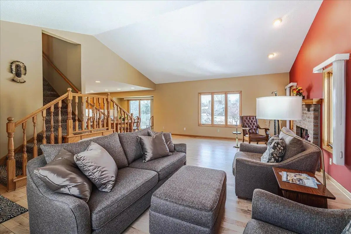 1084 Stein Drive, Waconia, MN 55387