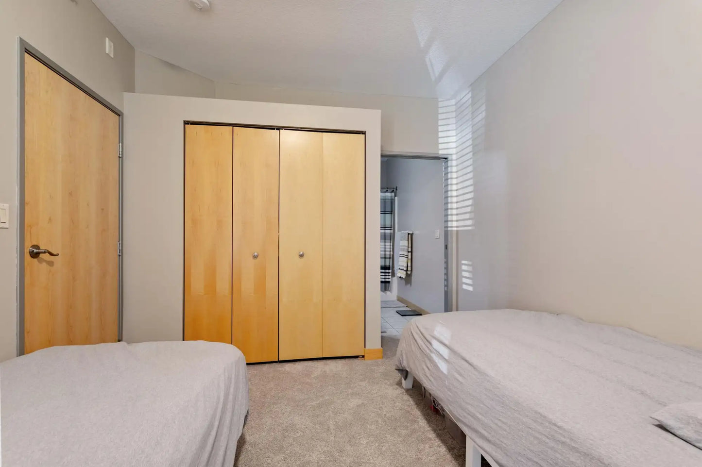 2600 University Avenue, Minneapolis, MN 55414