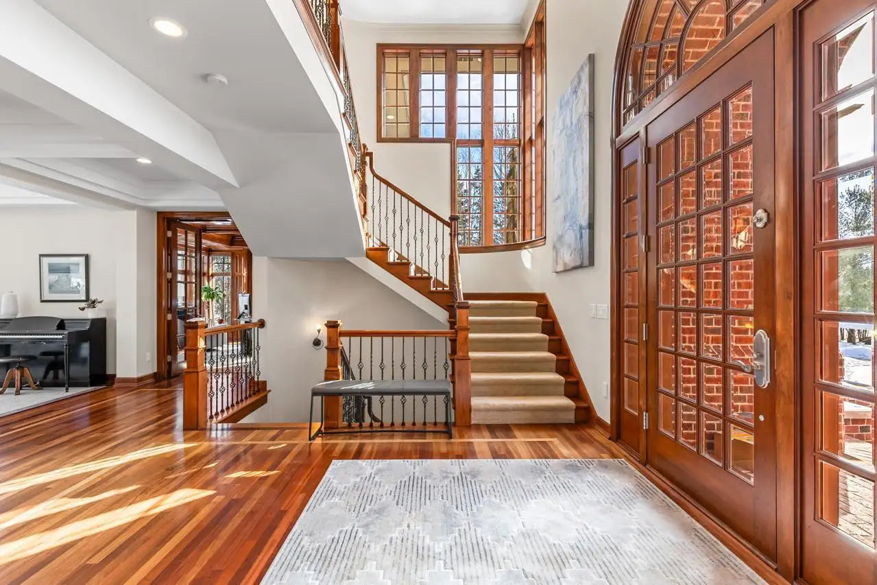 18313 Nicklaus Way, Eden Prairie, MN 55347