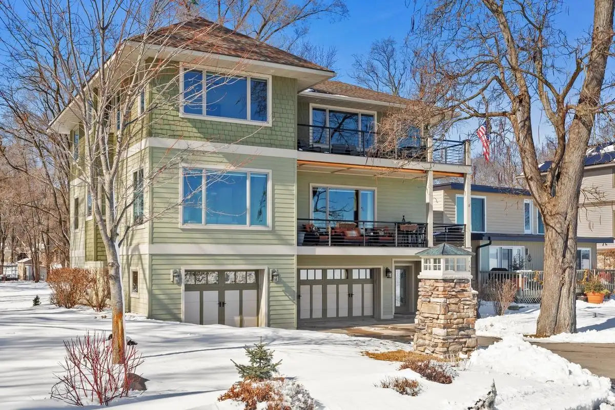 1880 Riviera Avenue, Lakeland, MN 55043