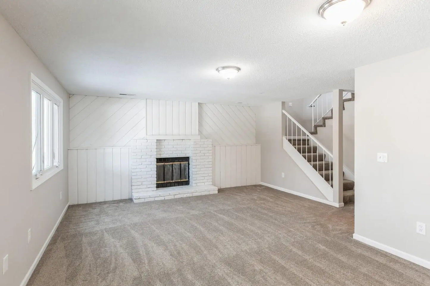 2584 76th Street, Inver Grove Heights, MN 55076