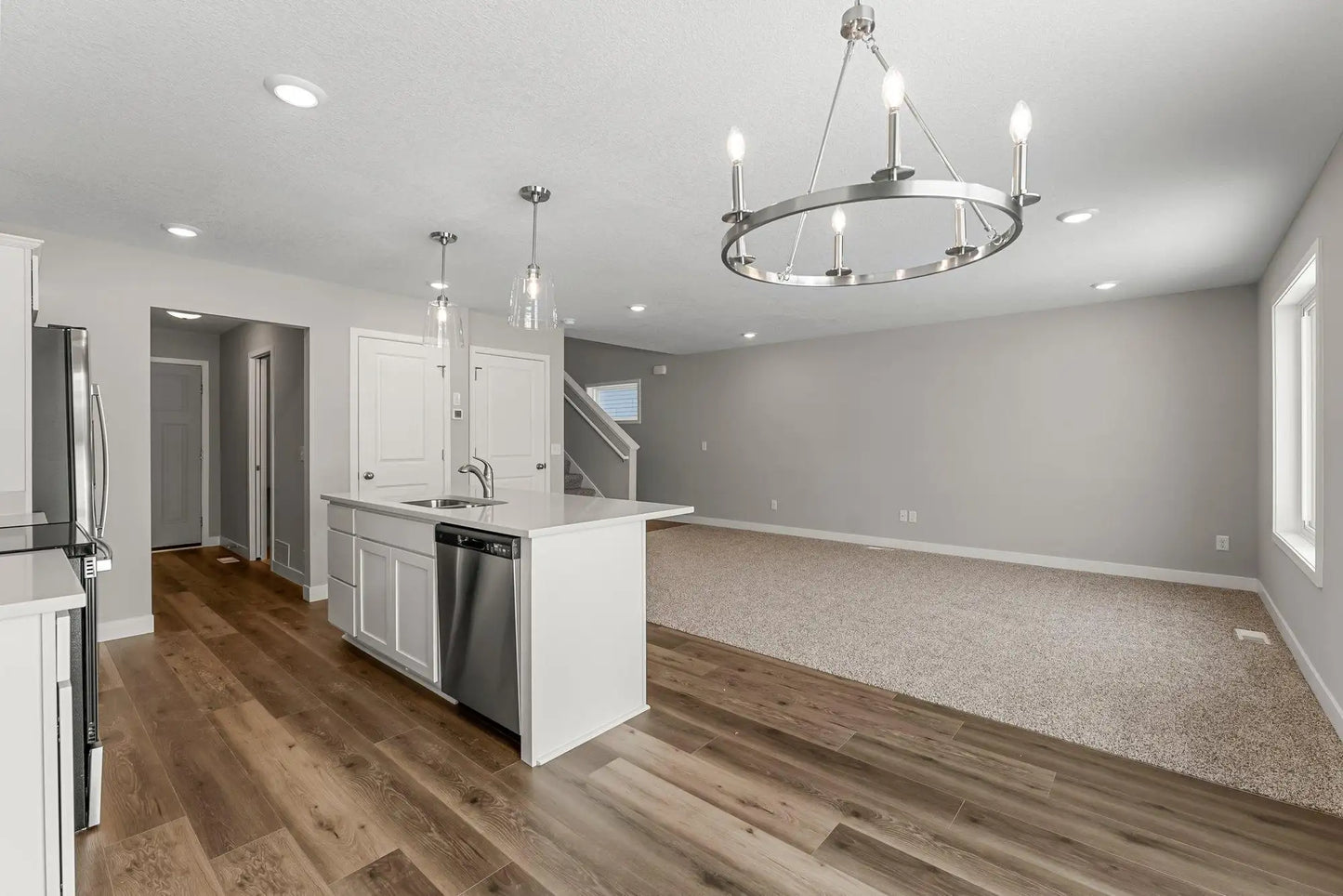 1580 76th Street, Inver Grove Heights, MN 55077