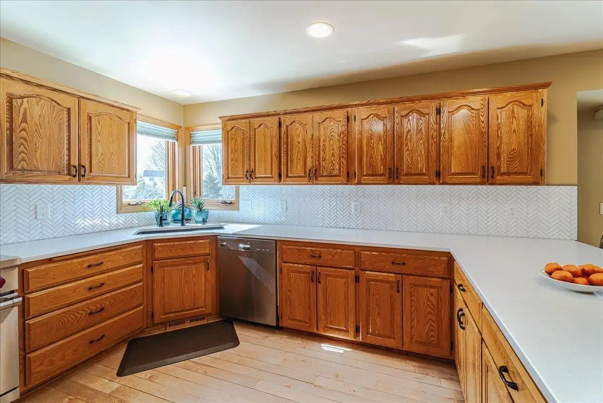 1084 Stein Drive, Waconia, MN 55387