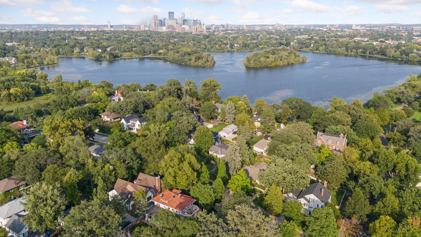 2760 Thomas Avenue, Minneapolis, MN 55416