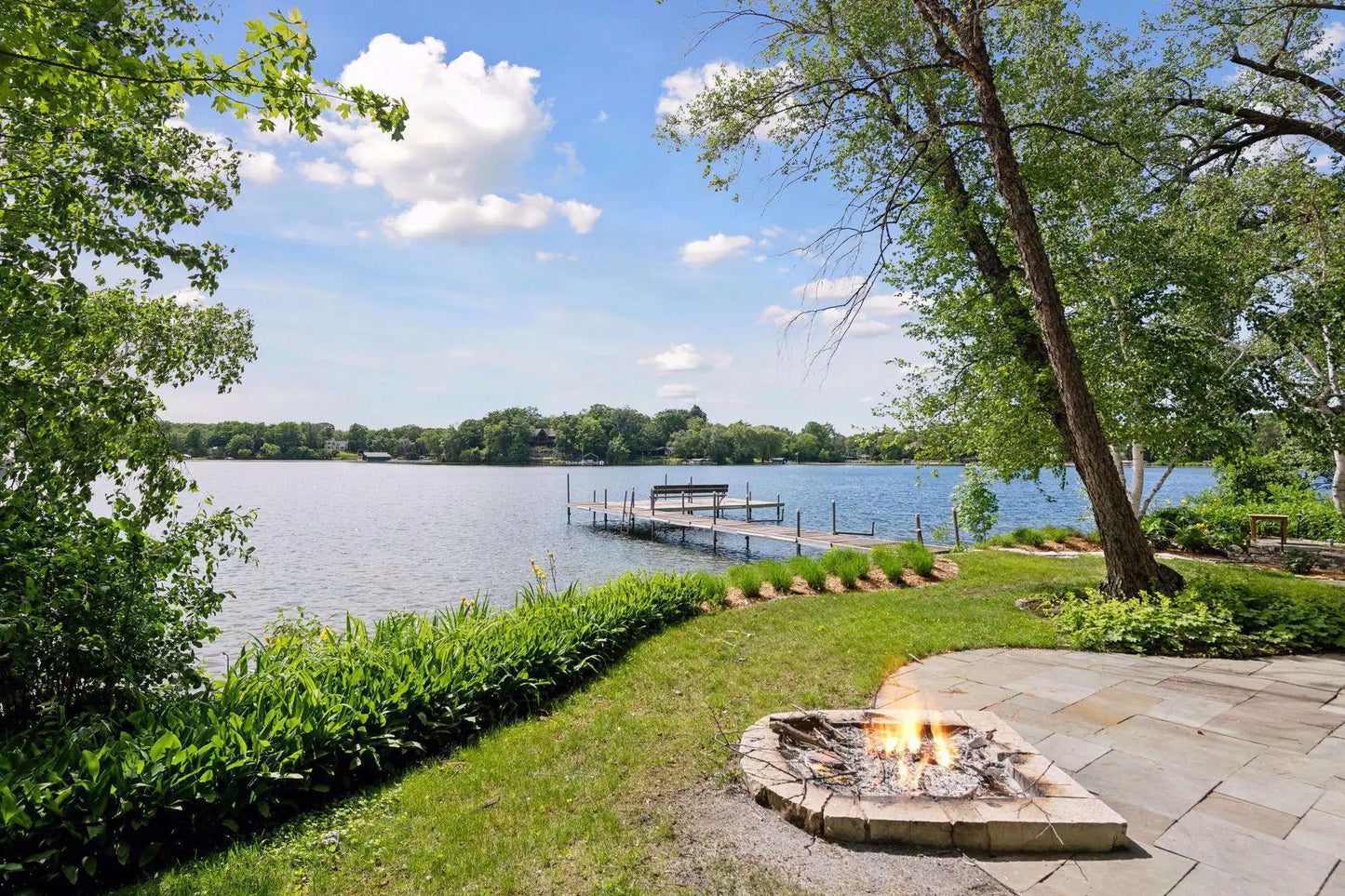 5740 Christmas Lake Point, Shorewood, MN 55331
