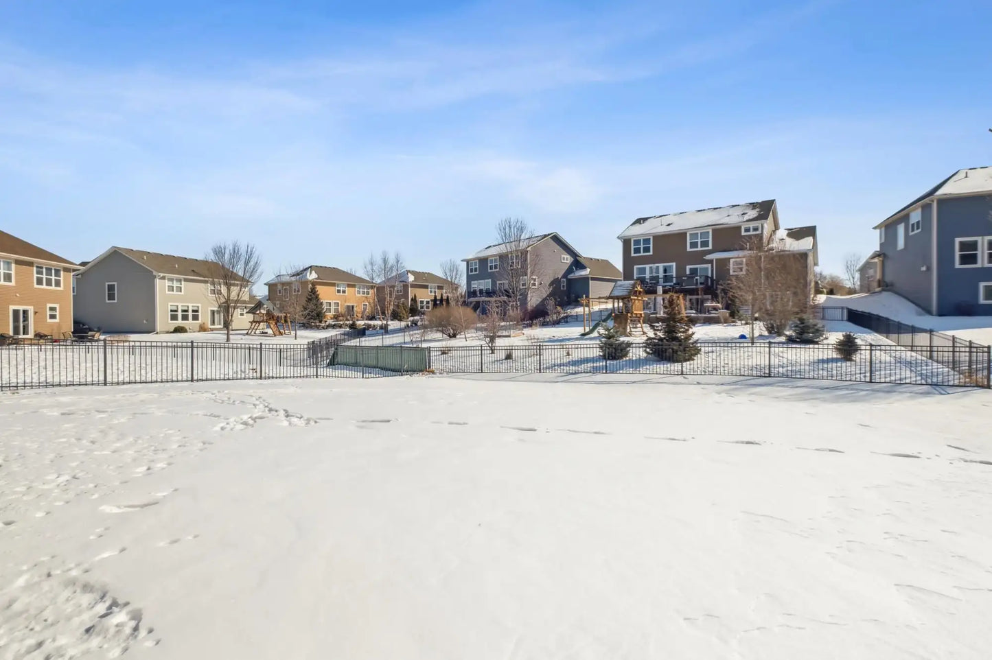 3400 Ridgestone Way, Woodbury, MN 55129