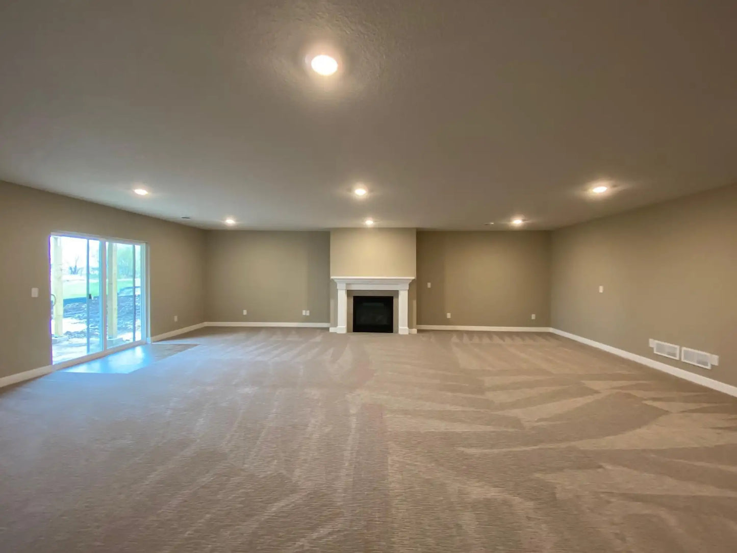 3917 Carver Path, Chaska, MN 55318