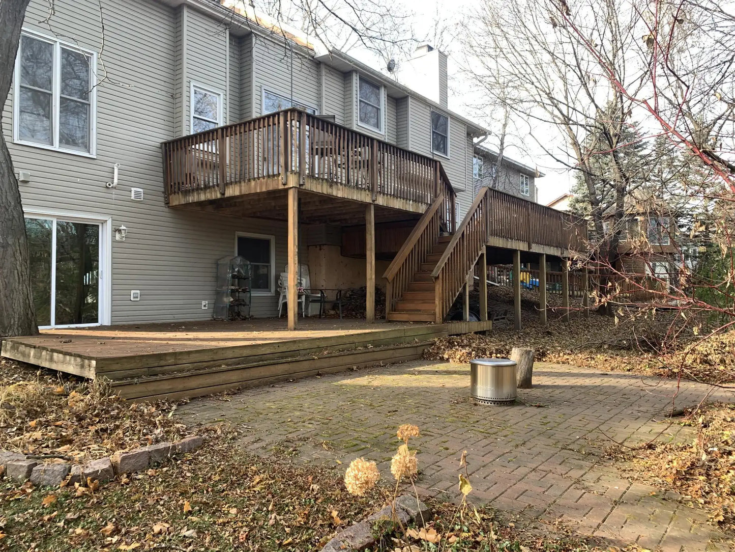 8948 Pinehurst Road, Woodbury, MN 55125