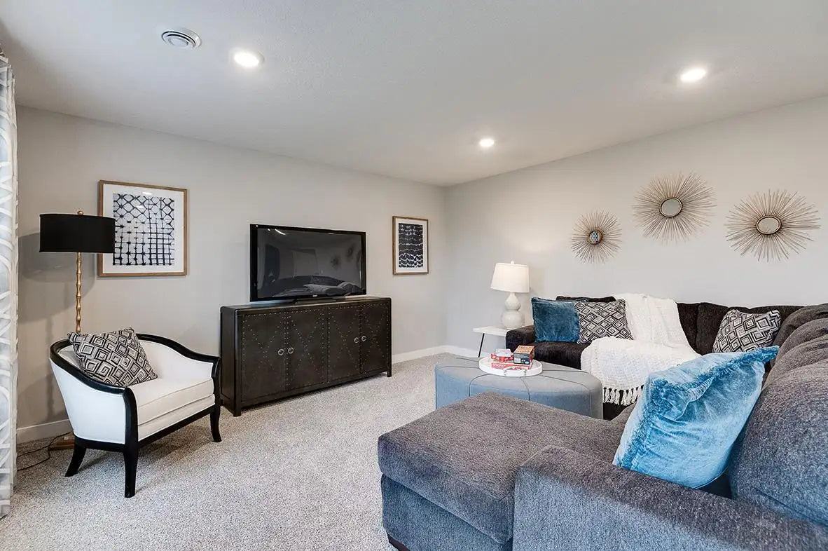 2127 Ardmore Place, Shakopee, MN 55379