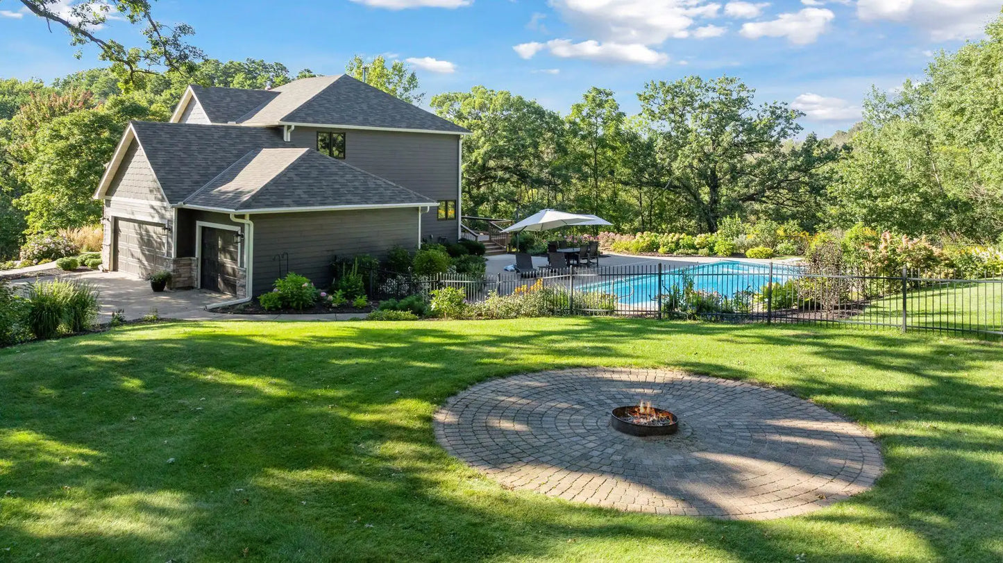 7420 Military Road, Woodbury, MN 55129