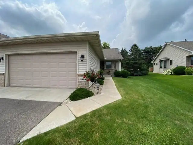 3819 Xenium Court, Plymouth, MN 55441