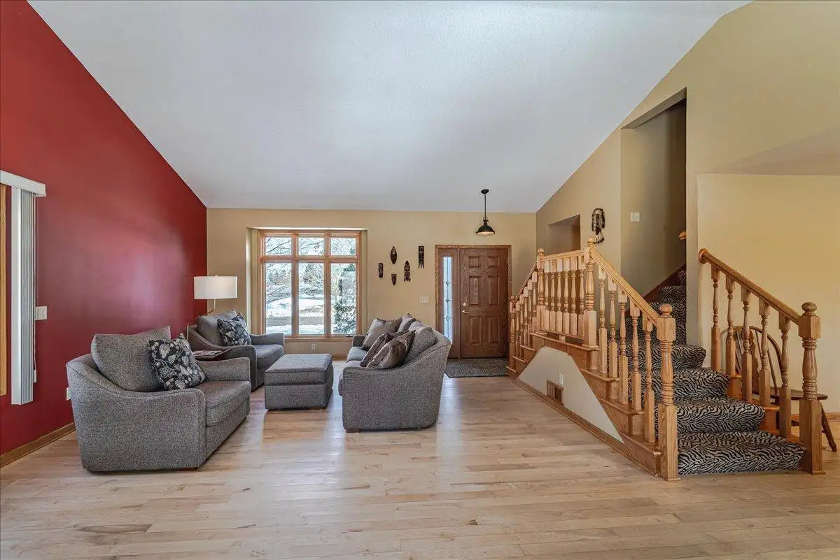 1084 Stein Drive, Waconia, MN 55387