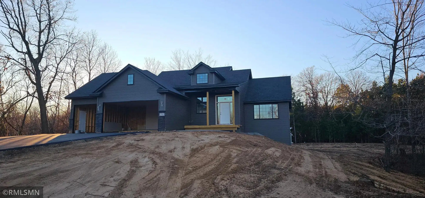 27532 Dahlia Street, Isanti, MN 55040