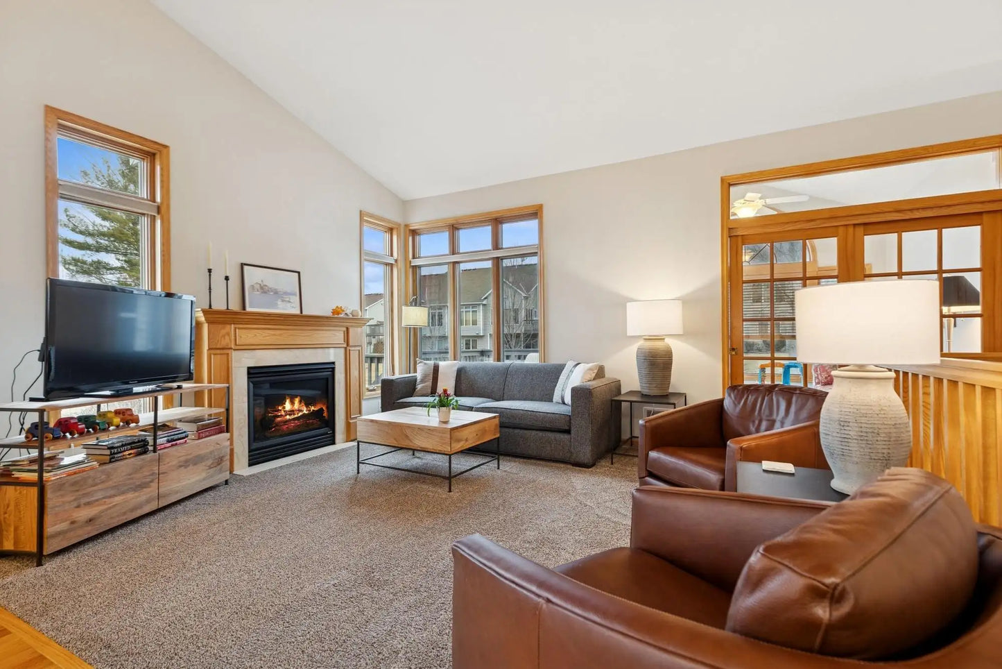 14331 Peninsula Point Drive, Savage, MN 55378