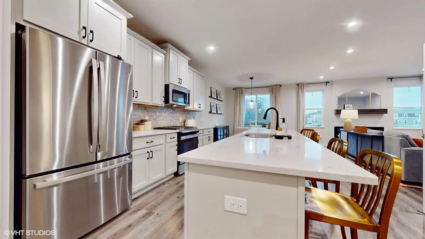 6775 Bluestem Way, Minnetrista, MN 55331