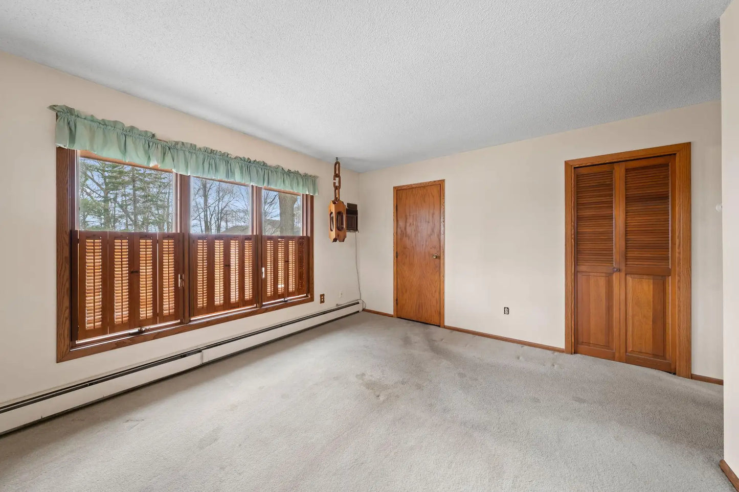 104 Birchview Lane, Hinckley, MN 55037