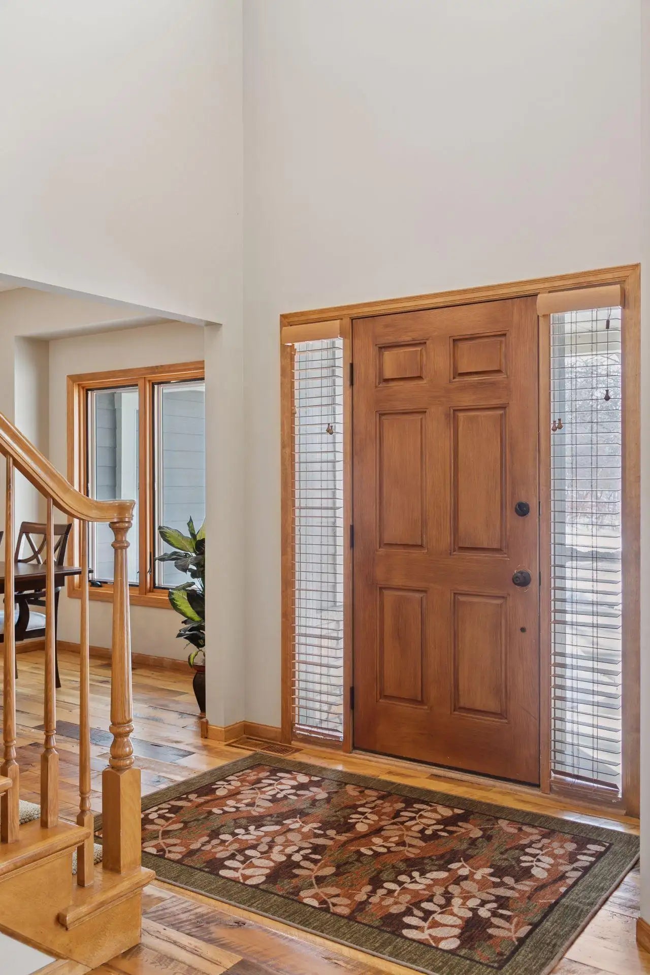 7420 Military Road, Woodbury, MN 55129