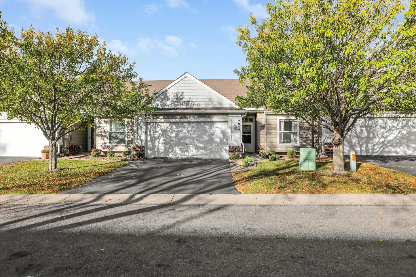 17849 38th Avenue, Plymouth, MN 55446