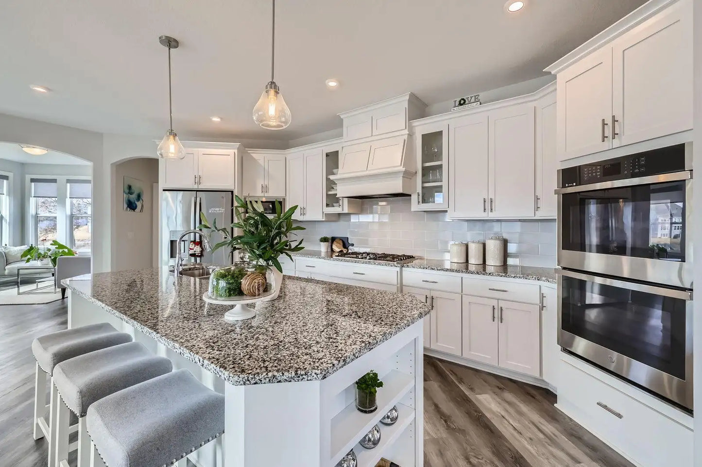 12985 Bauer Drive, Champlin, MN 55316