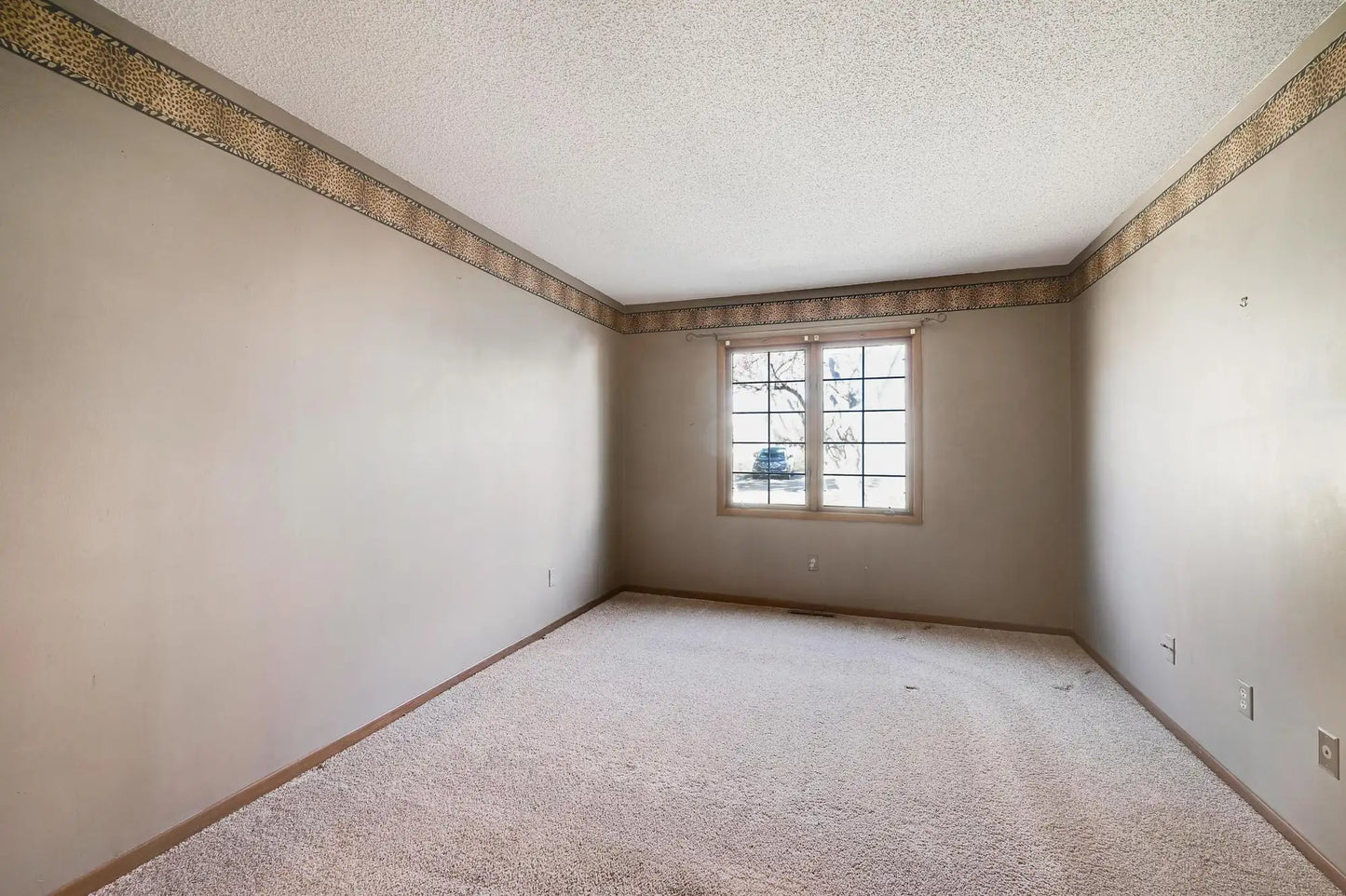 3551 Blue Jay Way, Eagan, MN 55123