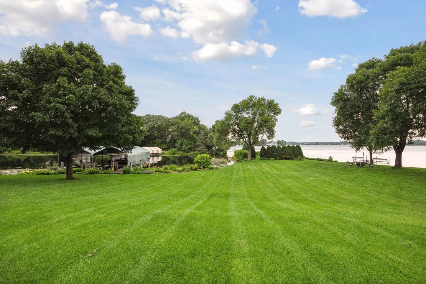 2670 Woolsey Lane, Woodland, MN 55391