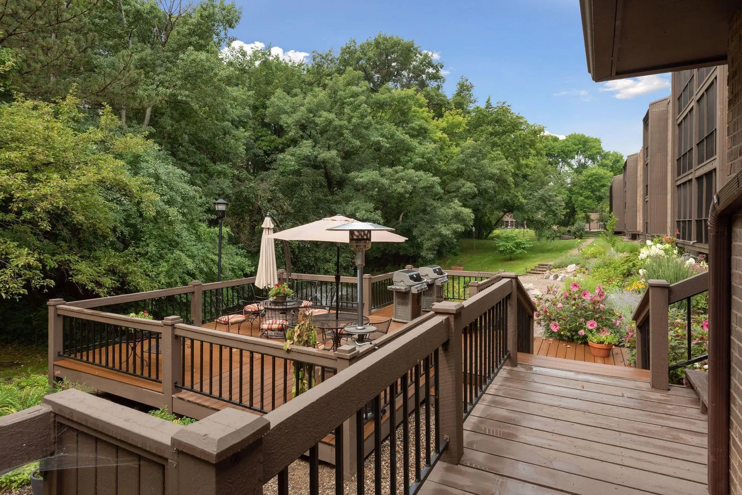 6105 Lincoln Drive, Edina, MN 55436