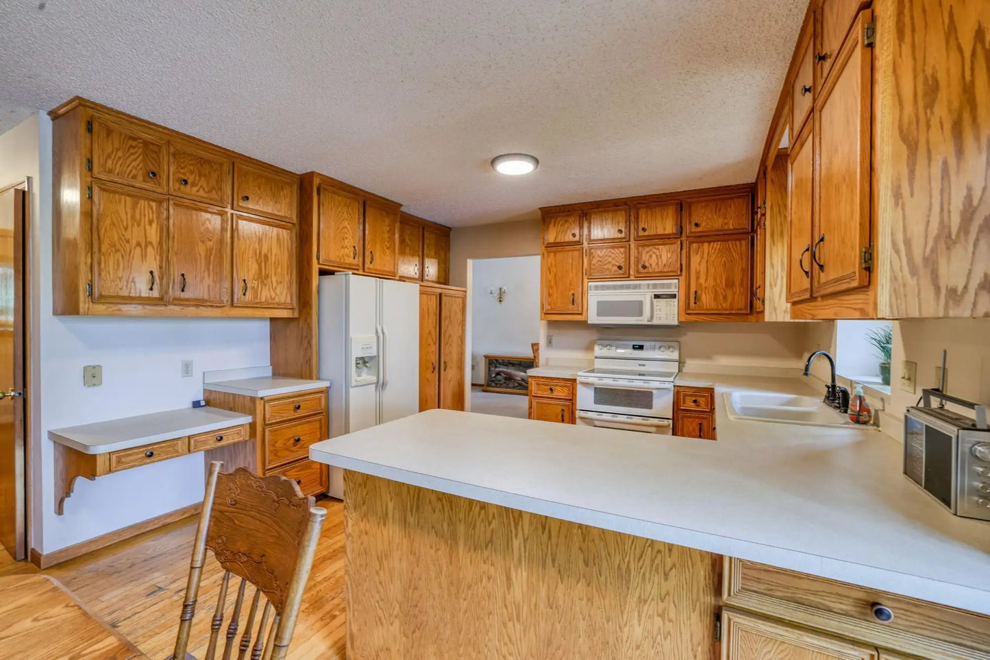 15813 Garden View Drive, Apple Valley, MN 55124
