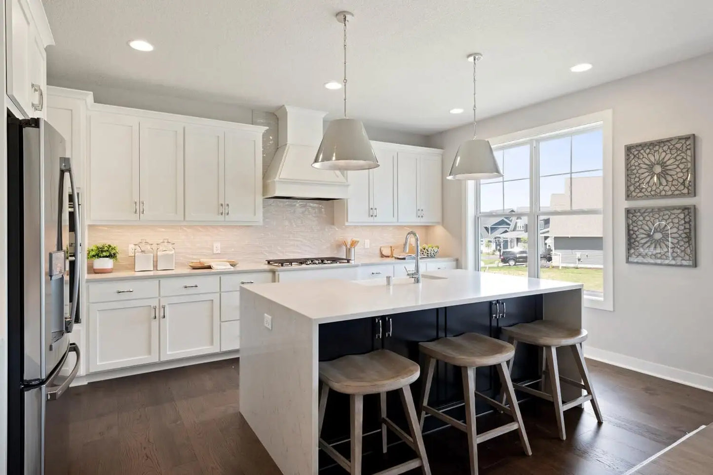 3840 Vista View Court, Chaska, MN 55318