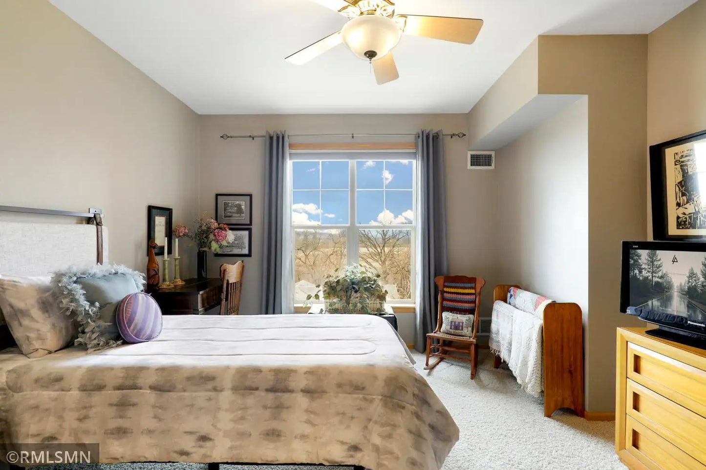 1800 Graham Avenue, Saint Paul, MN 55116