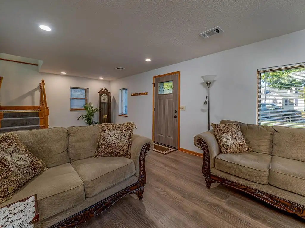 3335 Pierce Street, Minneapolis, MN 55418