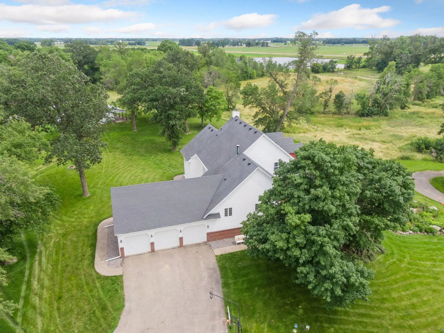 5225 Upland Avenue, New Germany, MN 55367