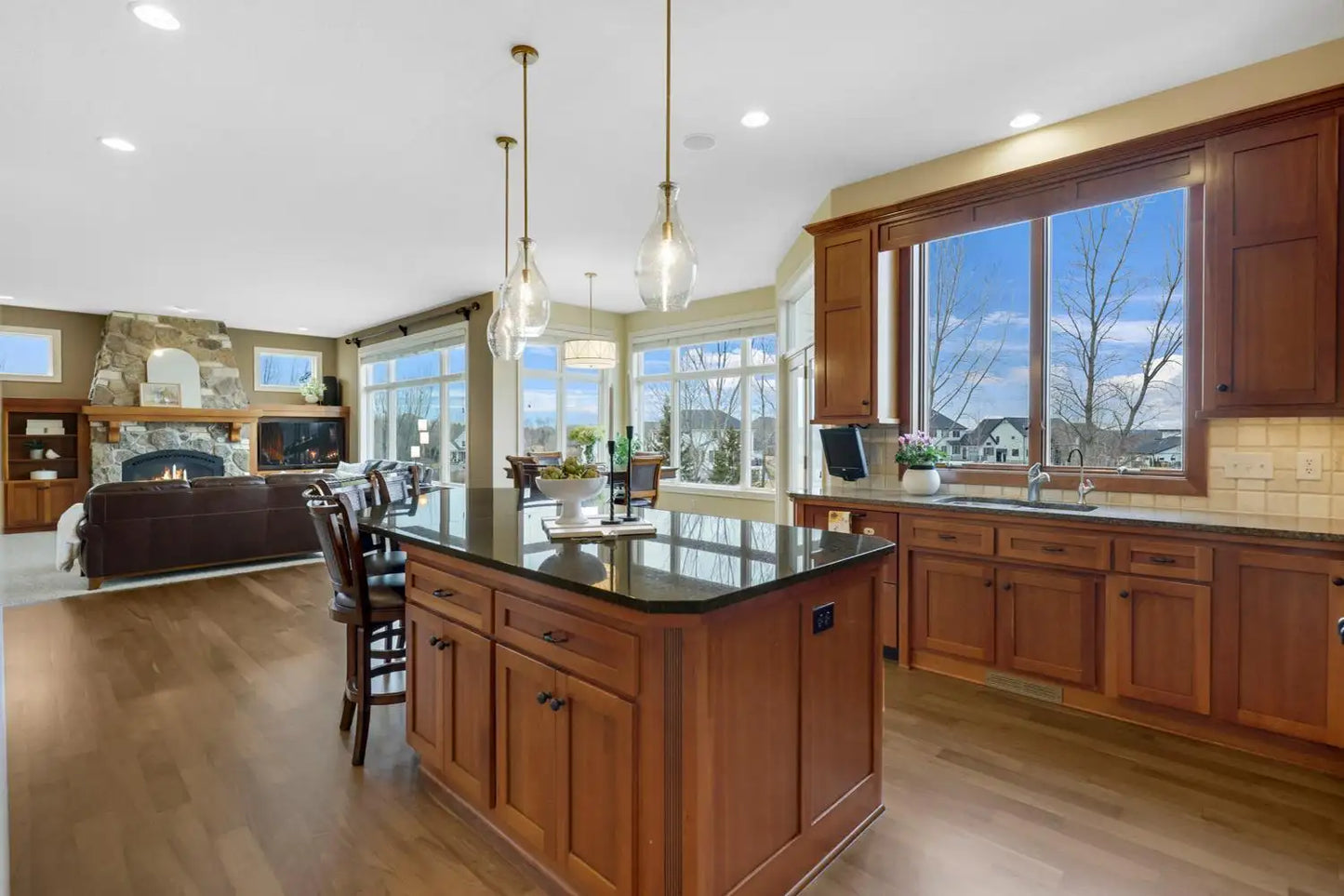 7780 Prairie Grass Pass, Prior Lake, MN 55372