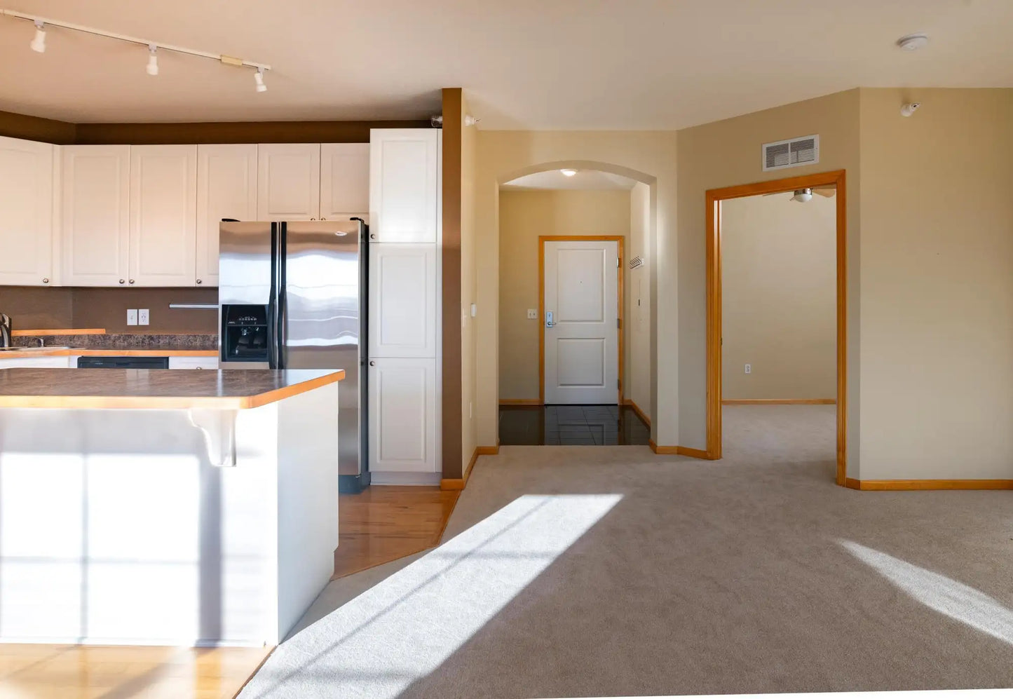 1800 Graham Avenue, Saint Paul, MN 55116
