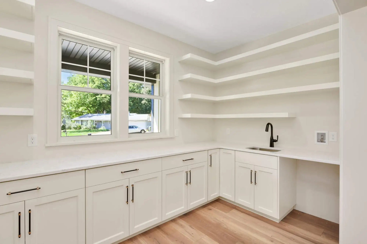 4023 France Avenue, Minneapolis, MN 55416