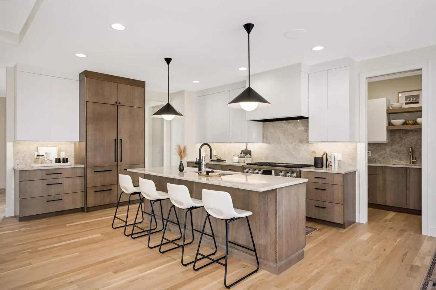 6100 Halifax Avenue, Edina, MN 55424