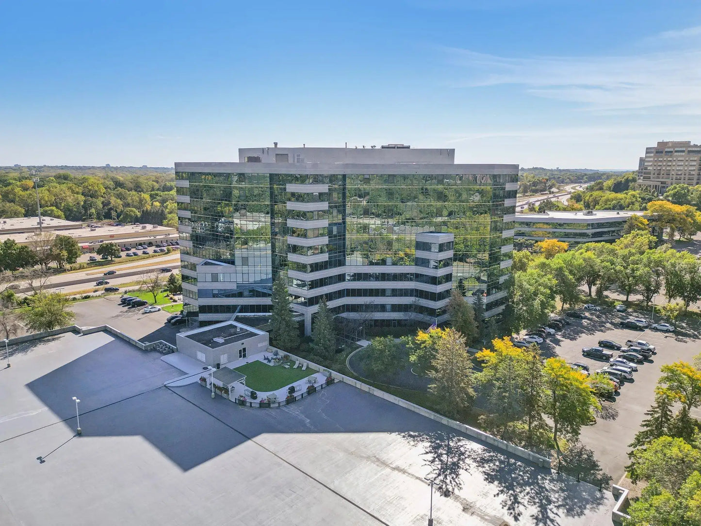 5601 Smetana Drive, Minnetonka, MN 55343