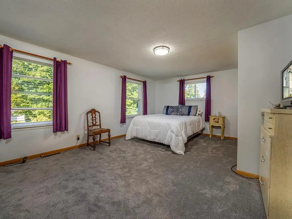 3335 Pierce Street, Minneapolis, MN 55418