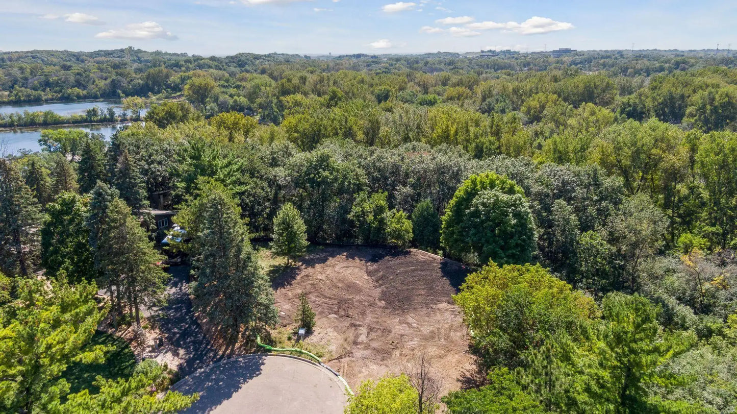 5038 Dominick Spur, Minnetonka, MN 55343
