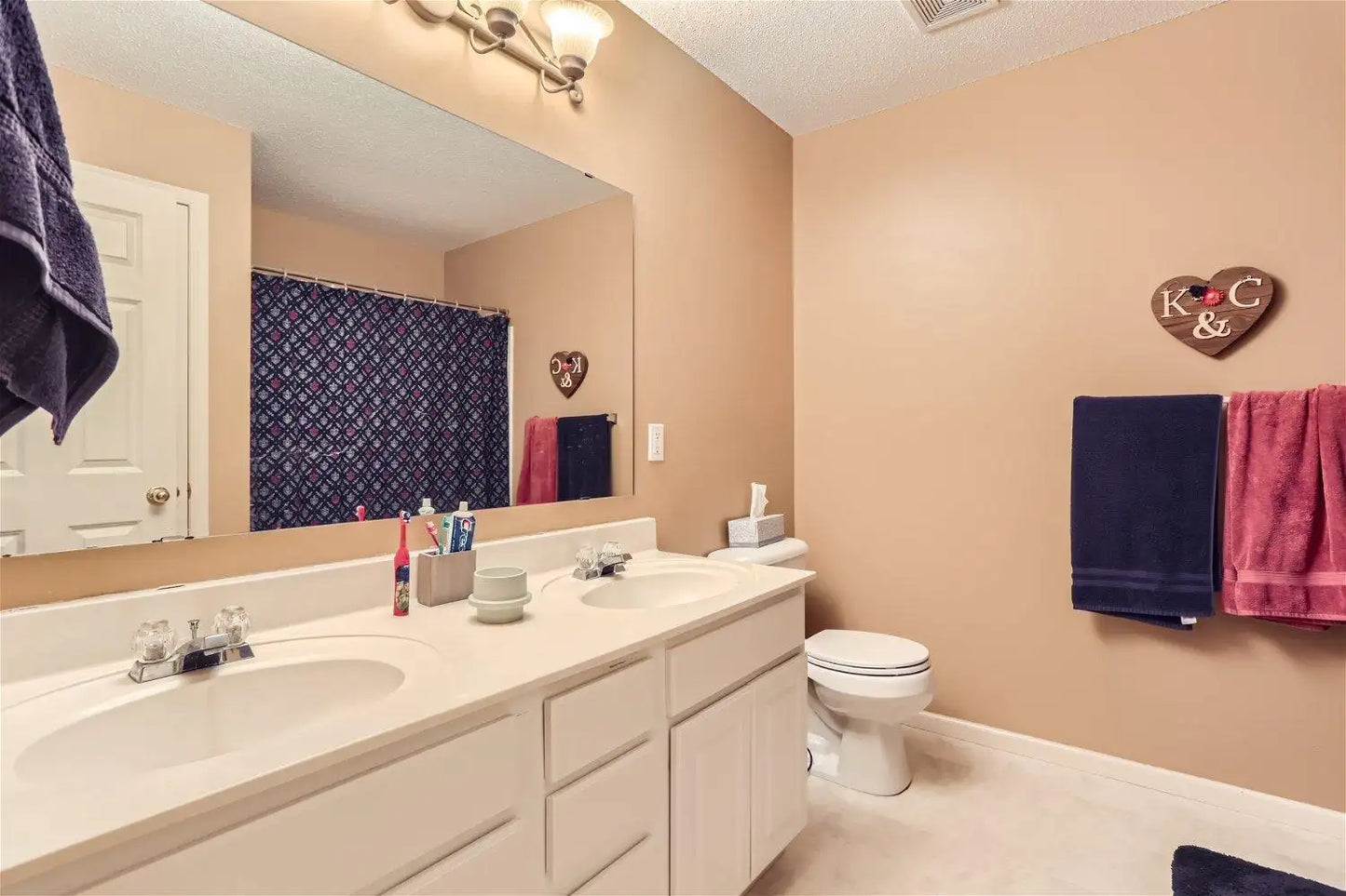 15720 Fox Circle, Apple Valley, MN 55124