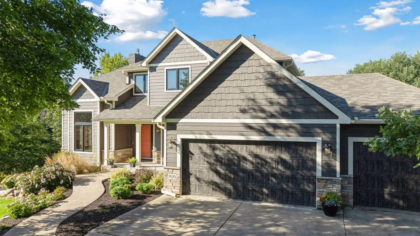 7420 Military Road, Woodbury, MN 55129