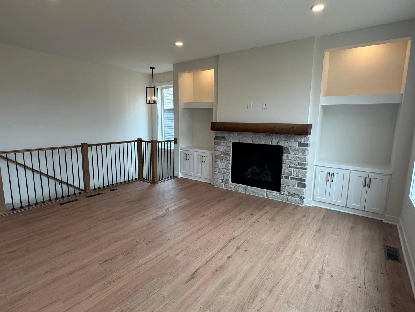 14514 Kingsview Lane, Dayton, MN 55327
