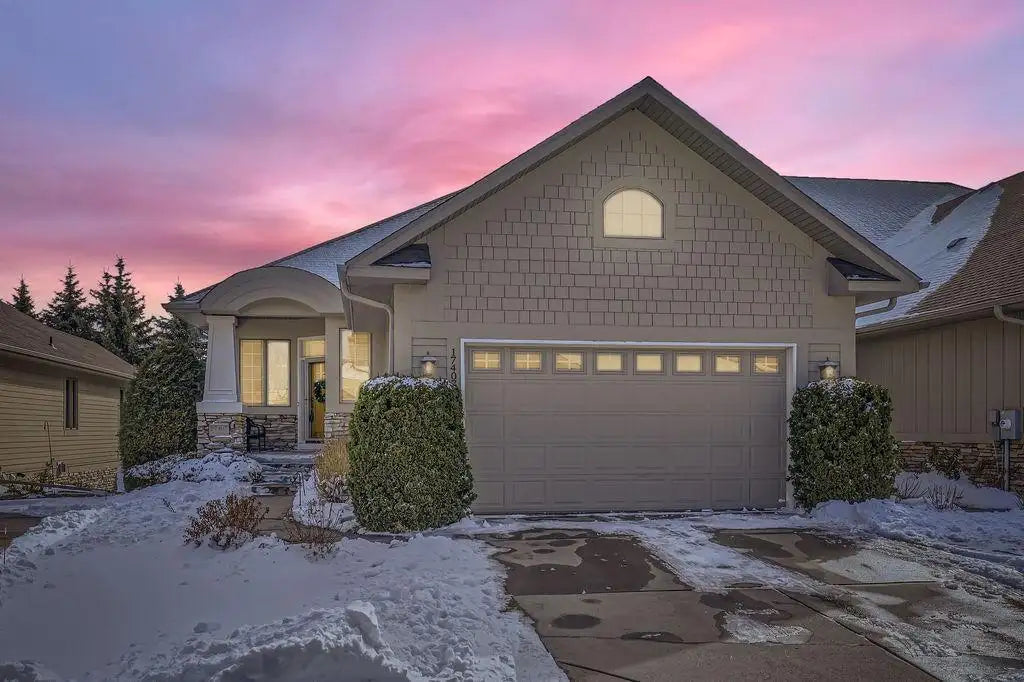 17407 Ada Court, Eden Prairie, MN 55347