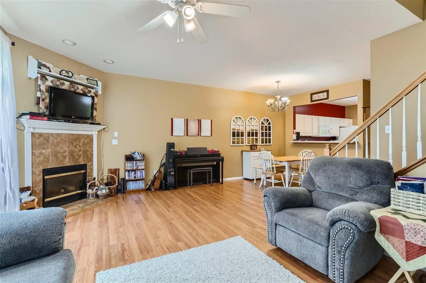 15720 Fox Circle, Apple Valley, MN 55124