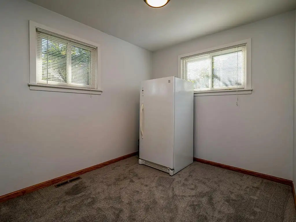 3335 Pierce Street, Minneapolis, MN 55418